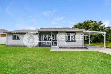 511 FLETCHER PORT CHARLOTTE, FL 33954